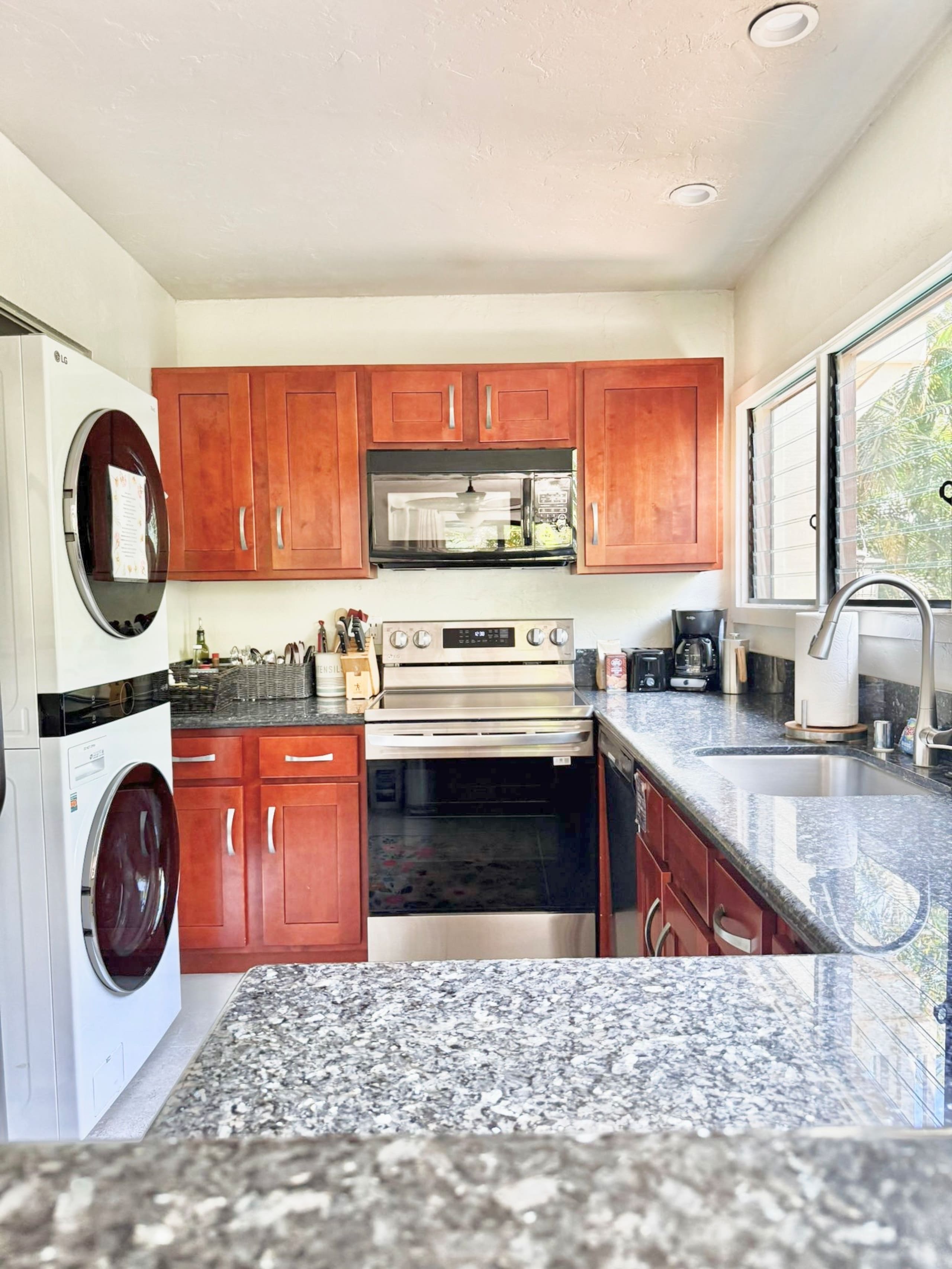 Condo in Princeville · ★4.85 · 1 bedroom · 2 beds · 1 private bath - Image 6