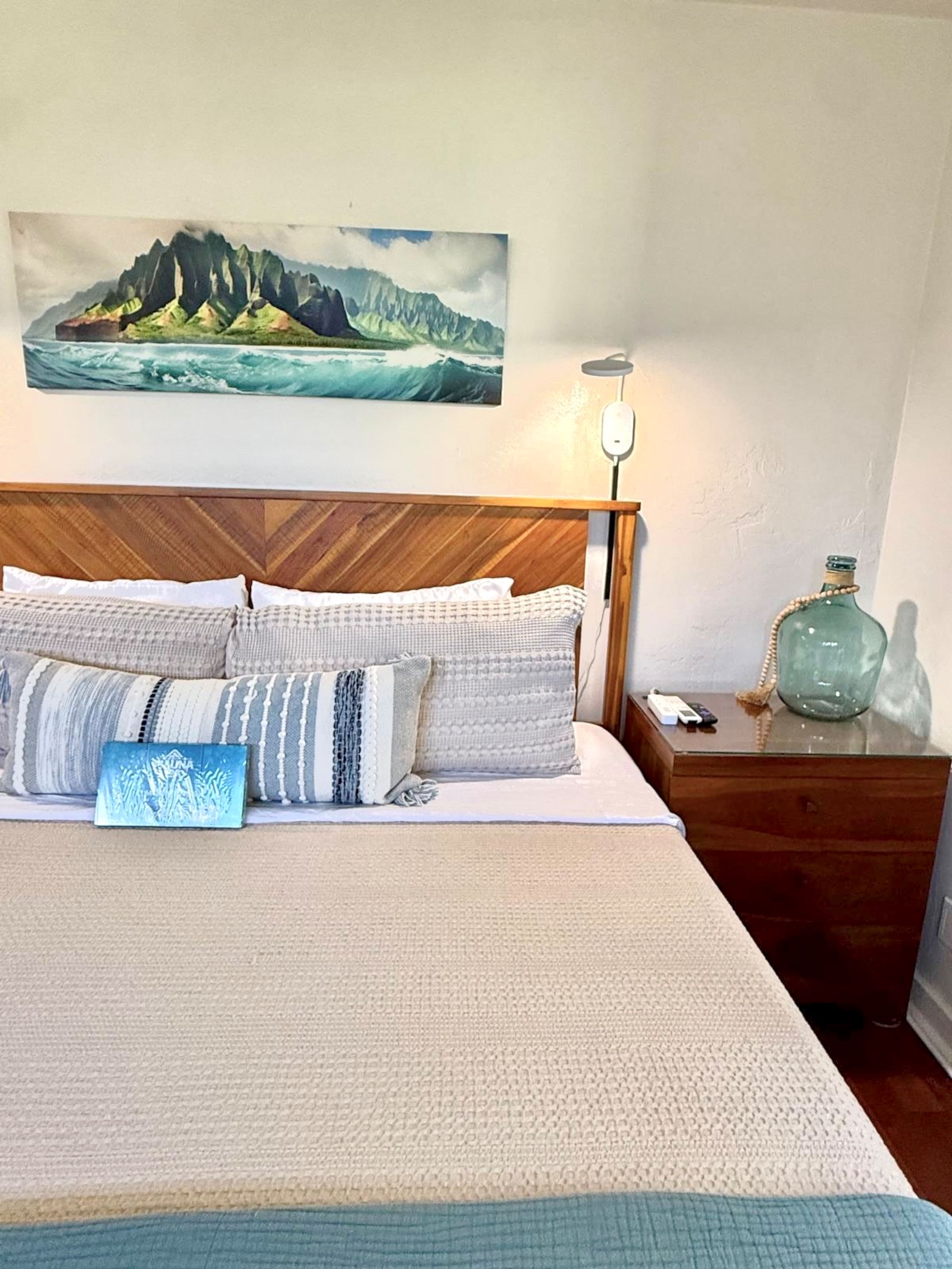 Condo in Princeville · ★4.85 · 1 bedroom · 2 beds · 1 private bath - Image 16