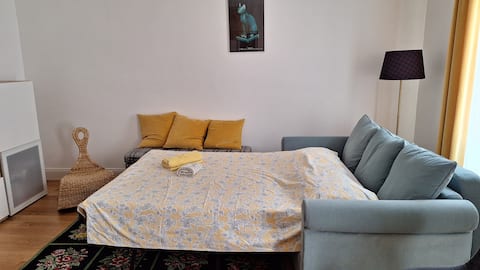 Top Airbnb: Le Jardin d'Edel 2/6 people near the city center in Orangerie Conseil Des Xv