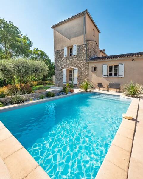 Family home with pool and hot tub