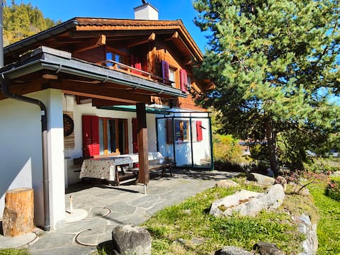 Refugi - Cozy family chalet in Ruschein