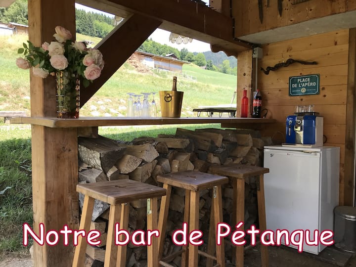 Vos Enfants Sont Les Bien Venus Dans Notre Chalet. - Notre-Dame-de-Bellecombe