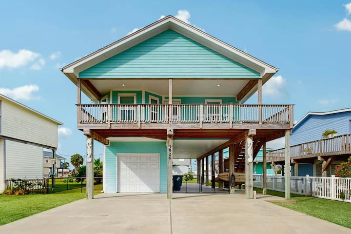Beautiful, Dog-friendly Home W/ Bay Views & A Spac - Jamaica Beach, TX