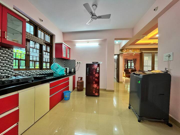 Full kitchen image 5