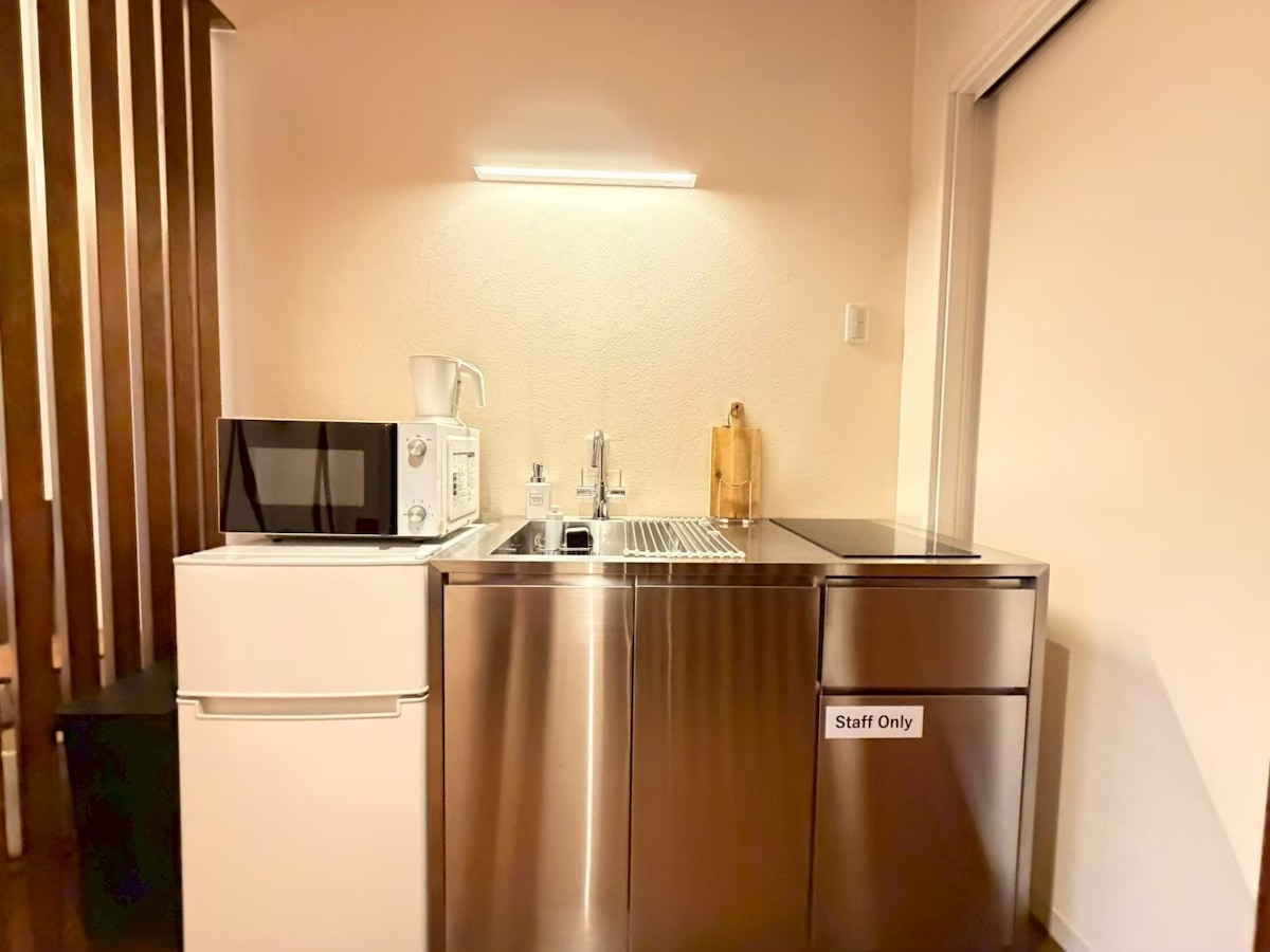 About 8 minutes on foot from Okayama Station / Accommodates up to