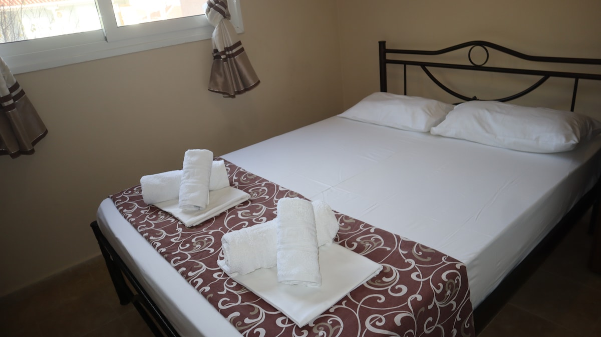 غرفة النوم 1