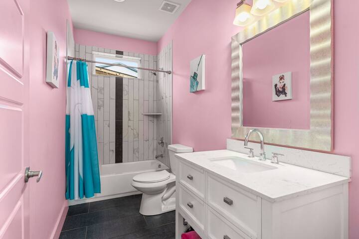 Nashville’s Original Bachelorette House gallery image 5