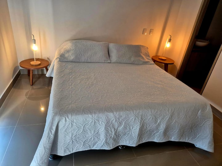 საძინებელი 1