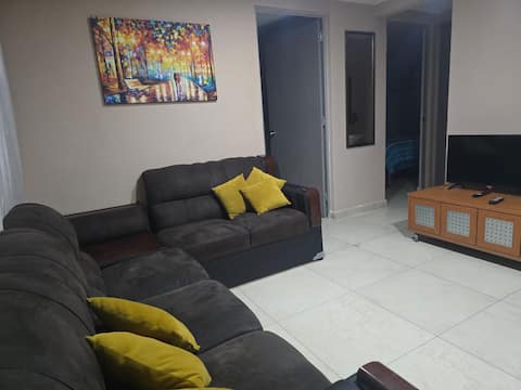 Top performing Airbnb: Apartment in front of T1, easy and safe in Peñón De Los Baños