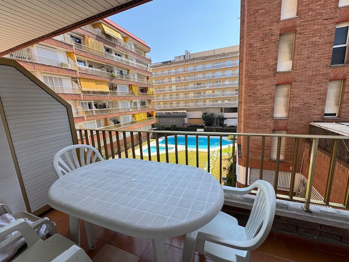 Bonito Apartamento Con 3 Habitaciones - Blanes