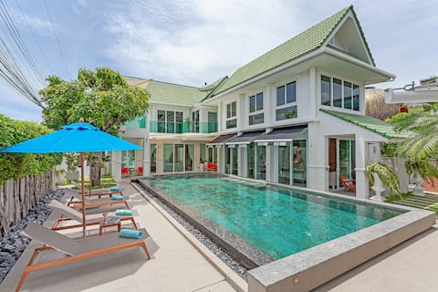 Stylish 2-Villa Combination by Hi At Home