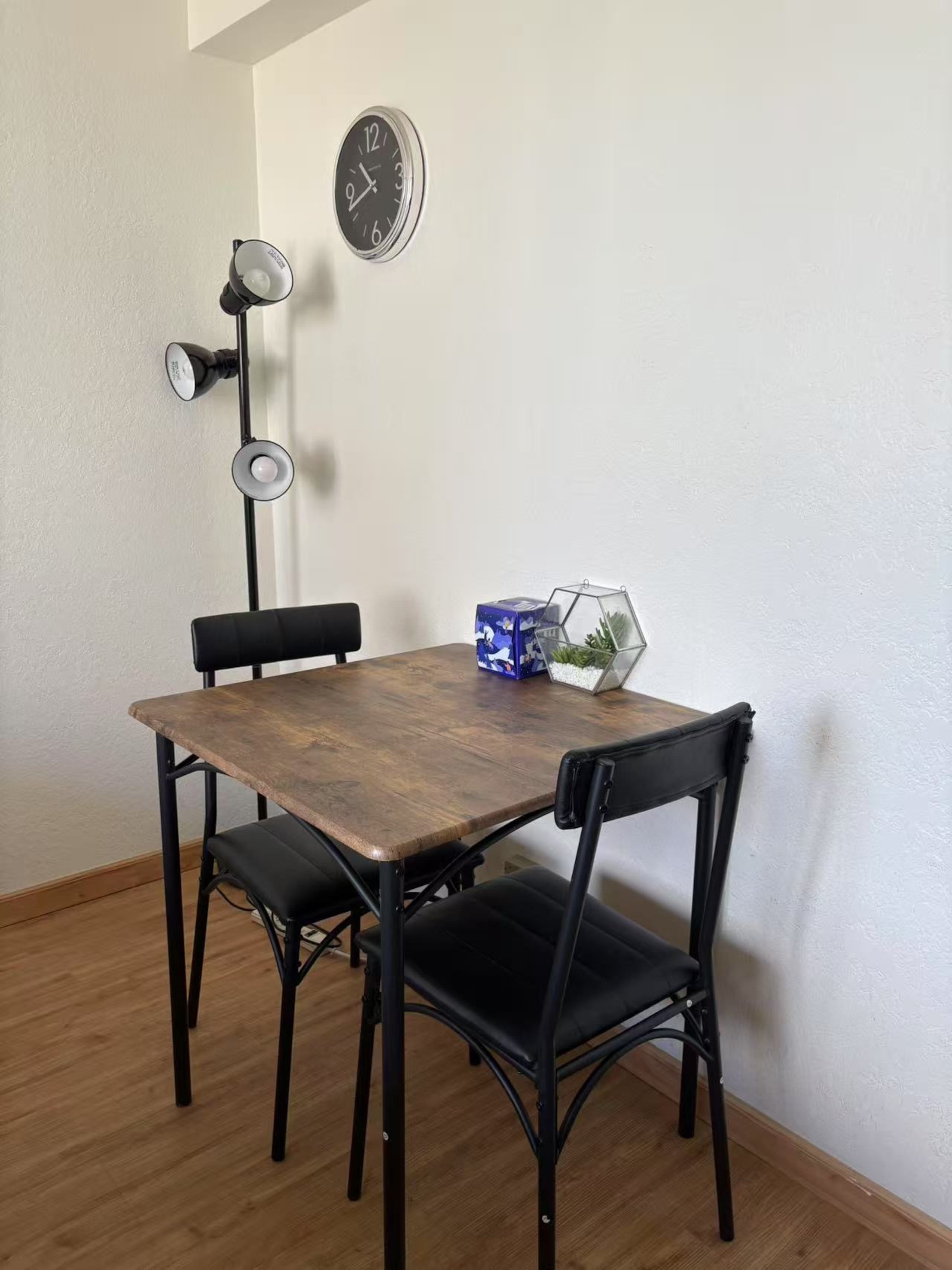 Joy House - Hawaiian Monarch, remodeled studio - Photo 2
