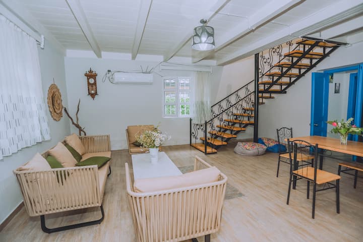 Qiwi House