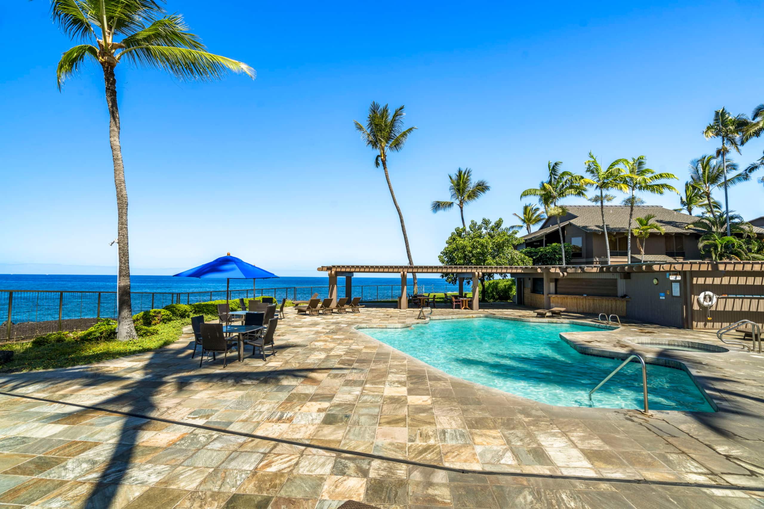 Condo in Kailua-Kona · ★4.82 · 3 bedrooms · 4 beds · 2 baths - Image 56