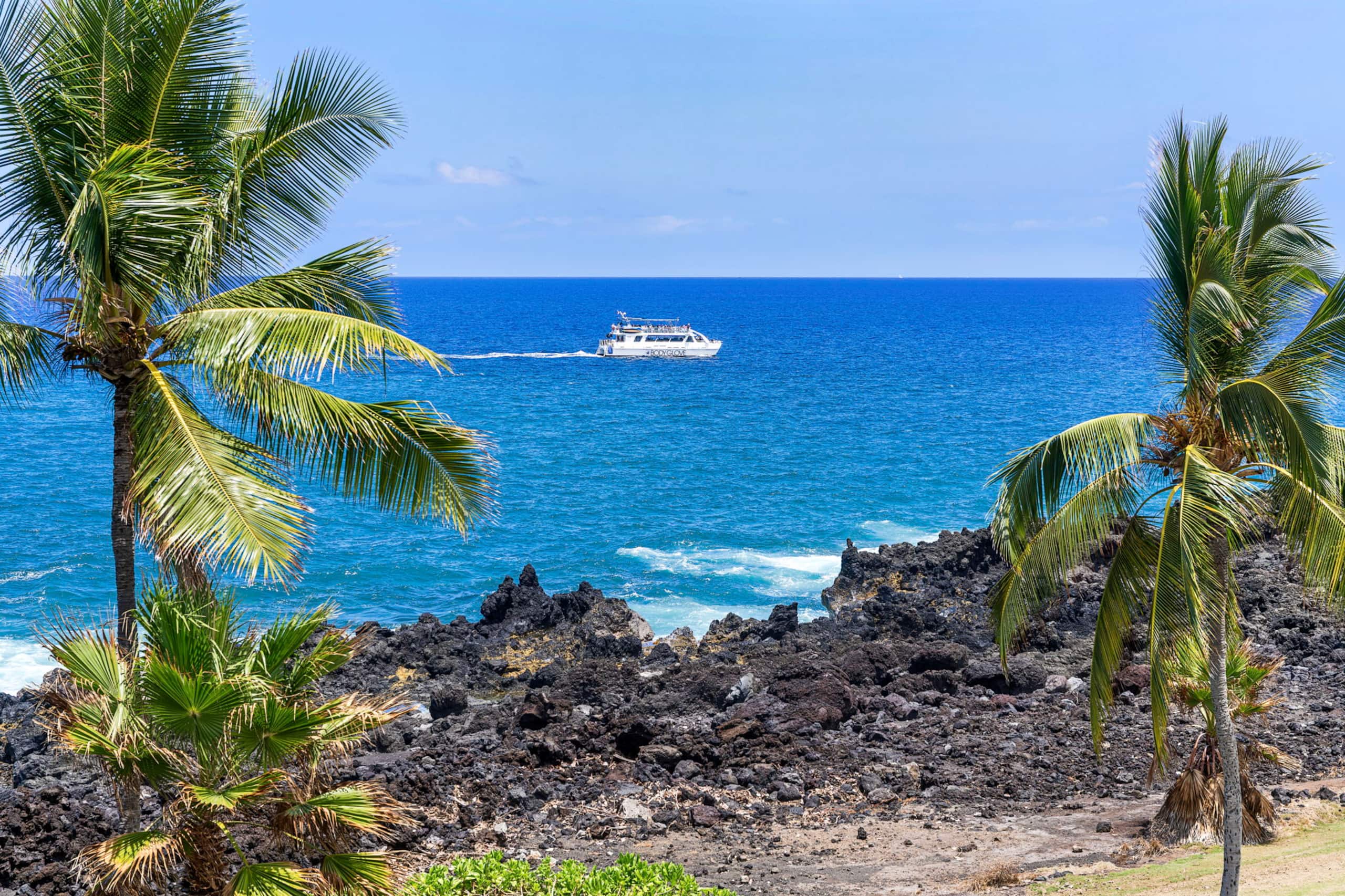 Condo in Kailua-Kona · ★4.82 · 3 bedrooms · 4 beds · 2 baths - Image 22