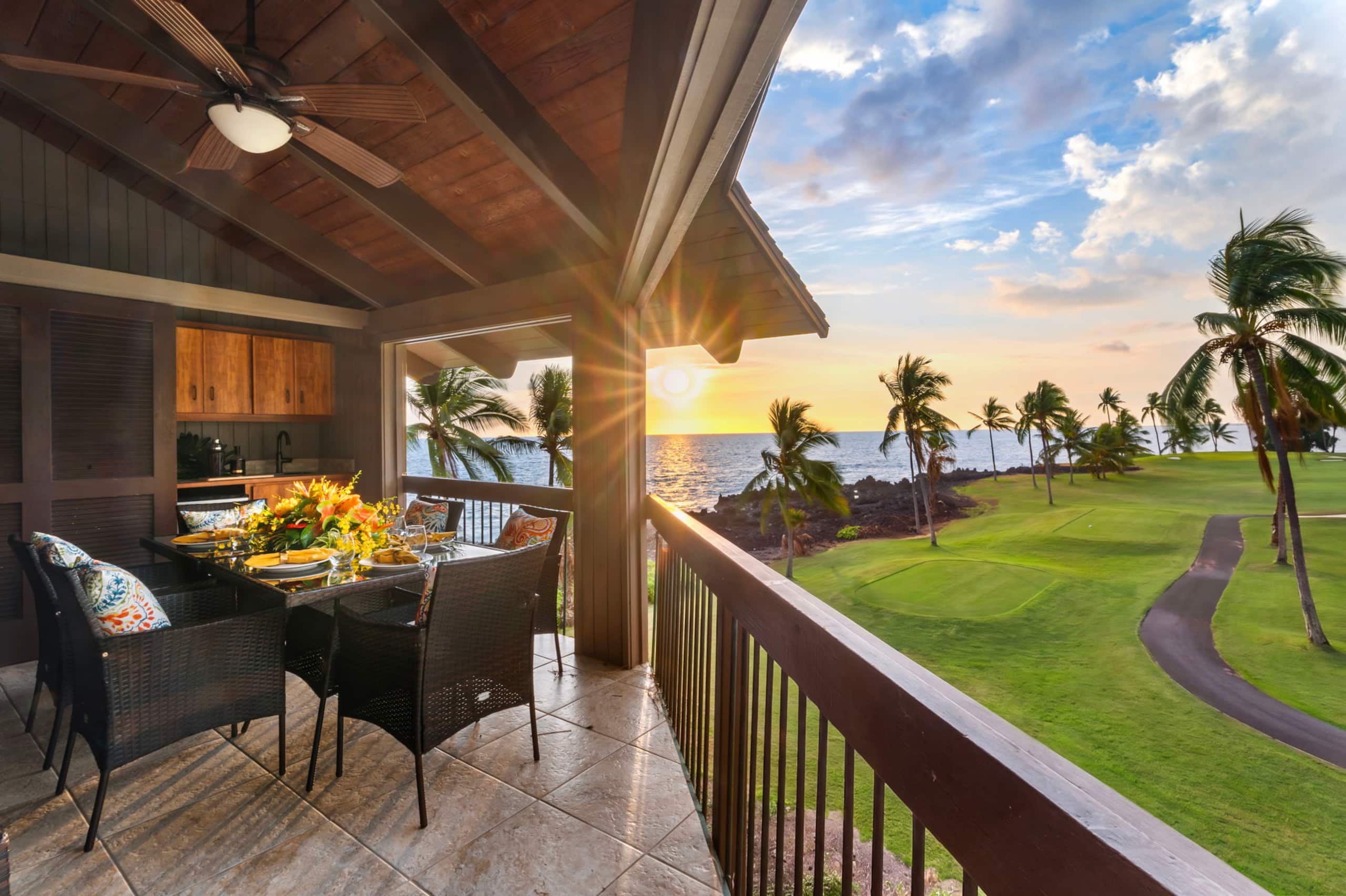 Condo in Kailua-Kona · ★4.82 · 3 bedrooms · 4 beds · 2 baths - Image 1