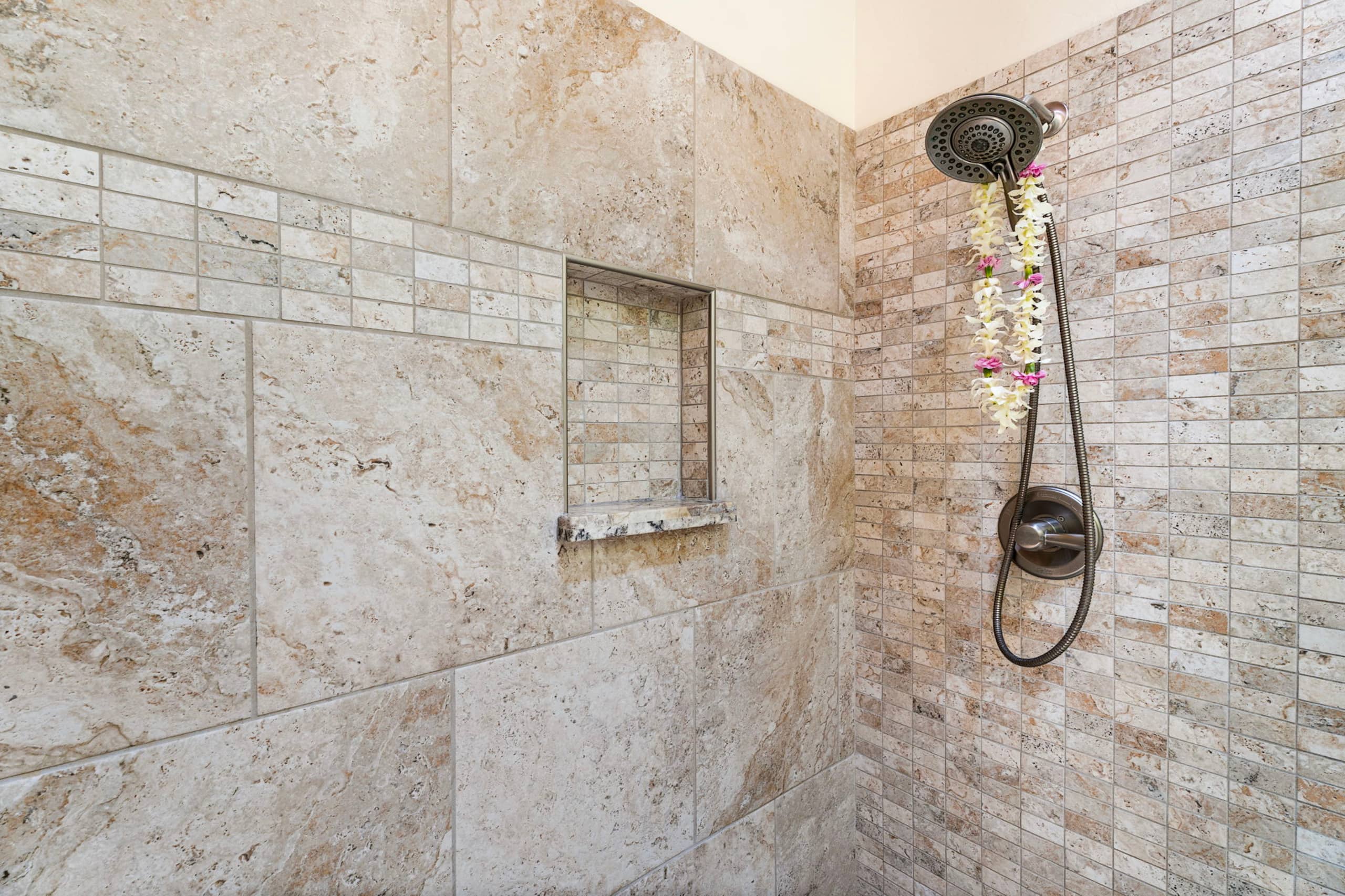 Condo in Kailua-Kona · ★4.82 · 3 bedrooms · 4 beds · 2 baths - Image 32
