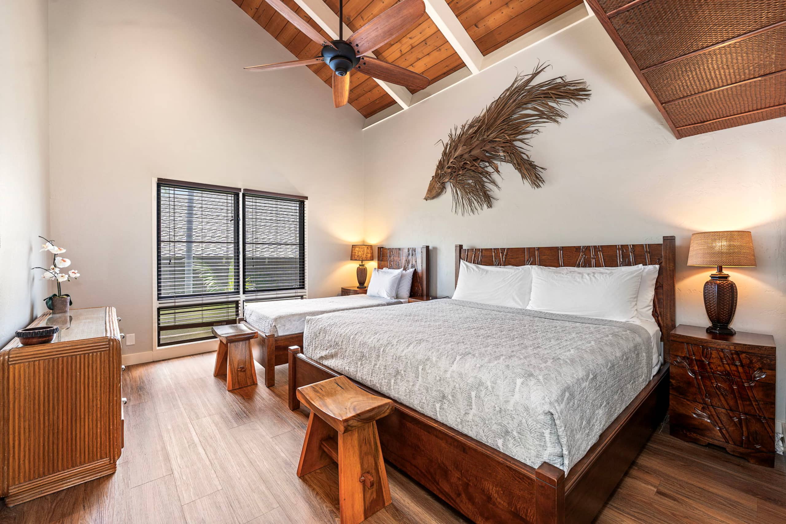 Condo in Kailua-Kona · ★4.82 · 3 bedrooms · 4 beds · 2 baths - Image 35