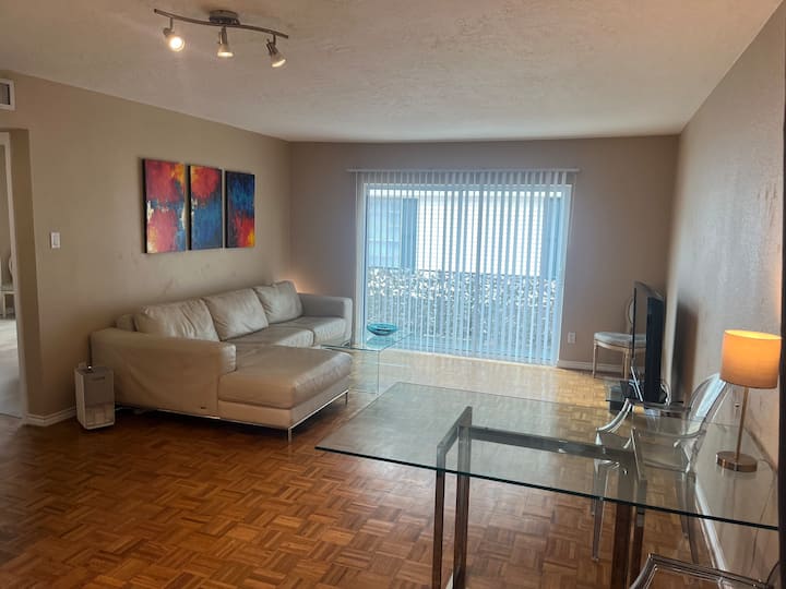 2-br Greenway/galleria Hideaway. - Houston, TX