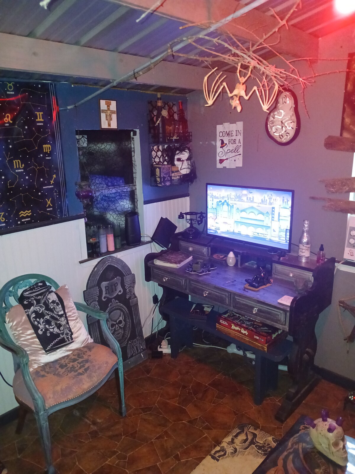 Open area,desk with ethernet connection close by