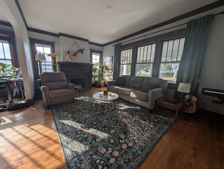 Cozy, Private Room In Historic Society Hill - Portage, WI