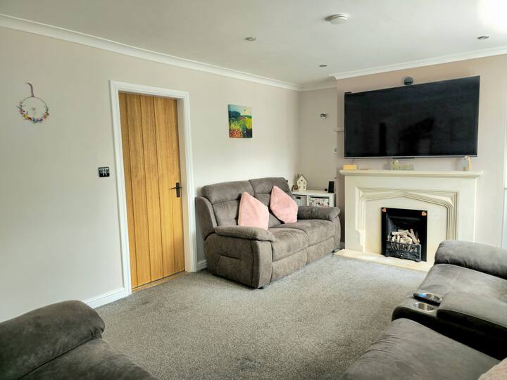 Family Getaway; Peaceful Detached Country Cottage - Stafford (UK)