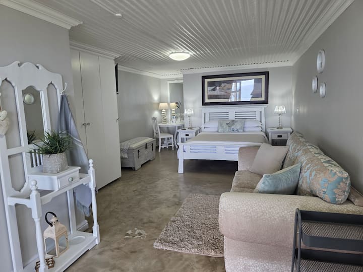 Fynbos Room - Mossel Bay