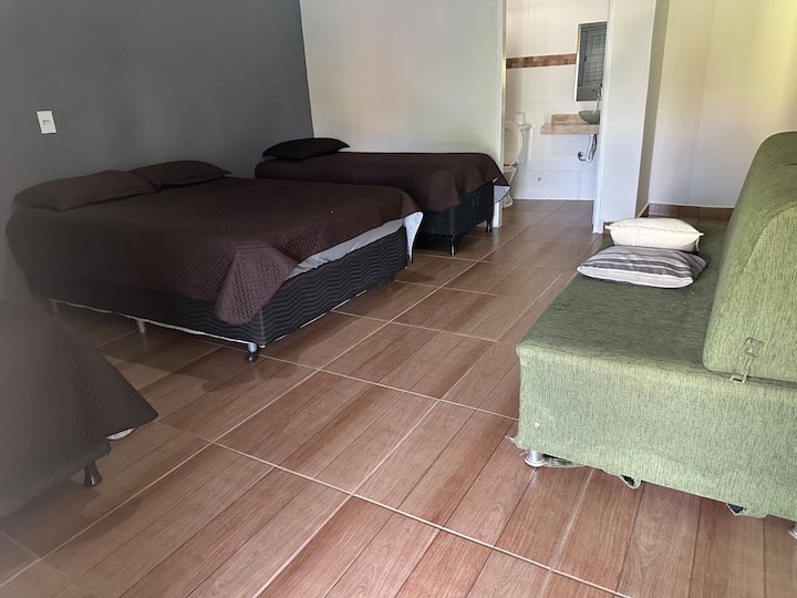 საძინებელი 1