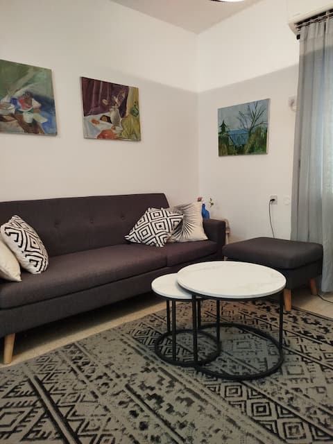 Apartment for a family vacation in a safe residential area, near the Sea of Galilee