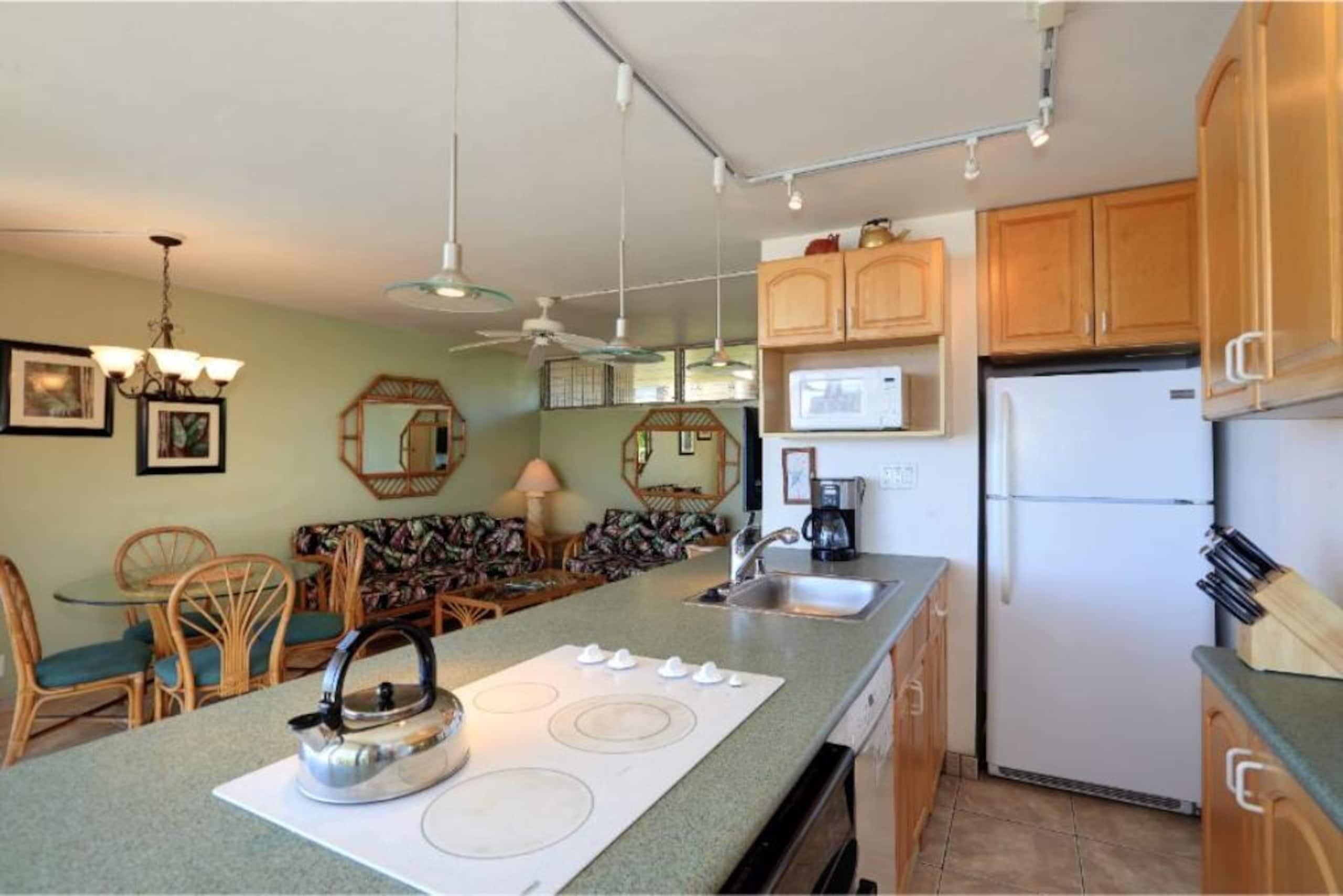 Condo in Kihei · ★4.57 · 2 bedrooms · 3 beds · 2 baths - Image 12