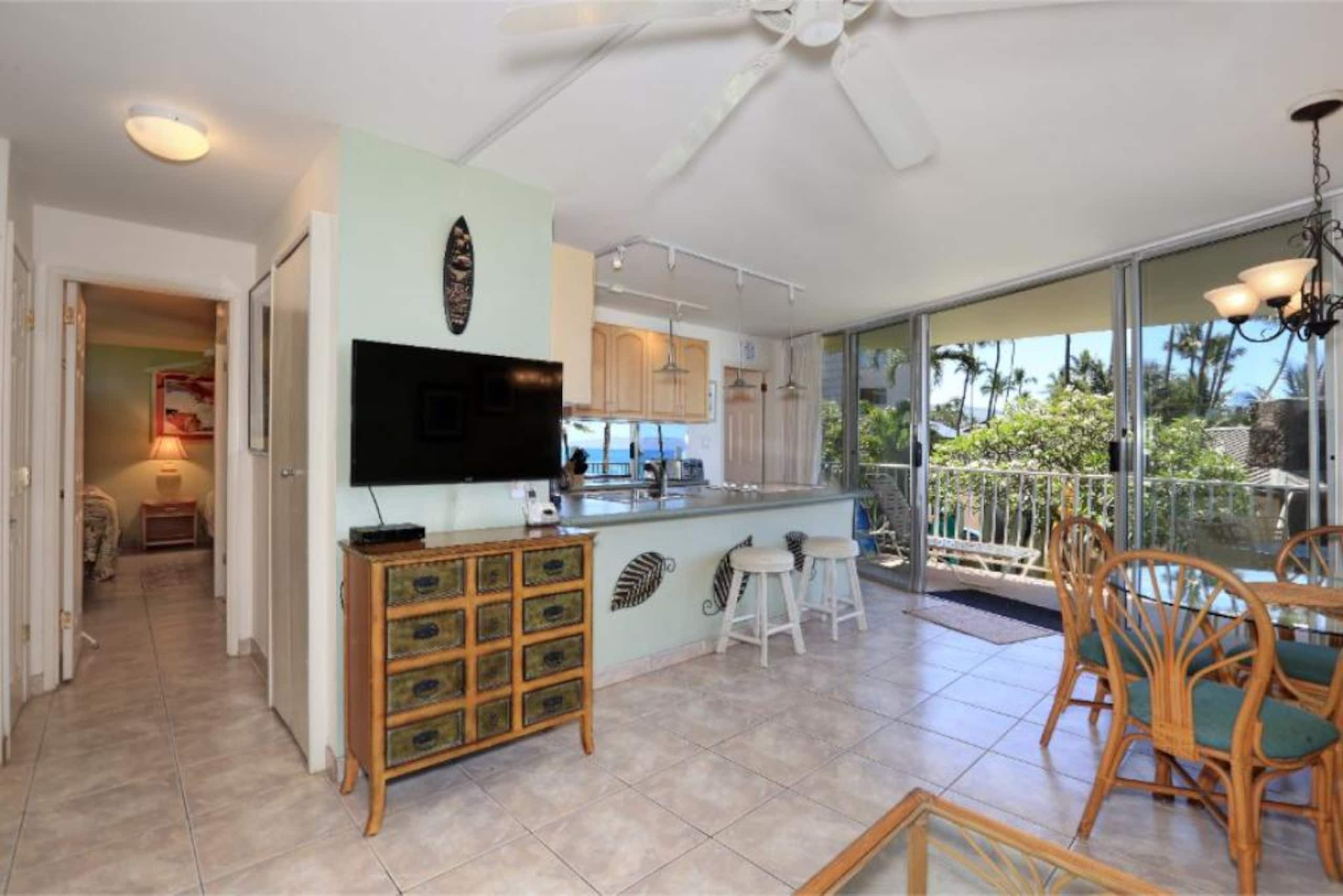 Condo in Kihei · ★4.57 · 2 bedrooms · 3 beds · 2 baths - Image 9