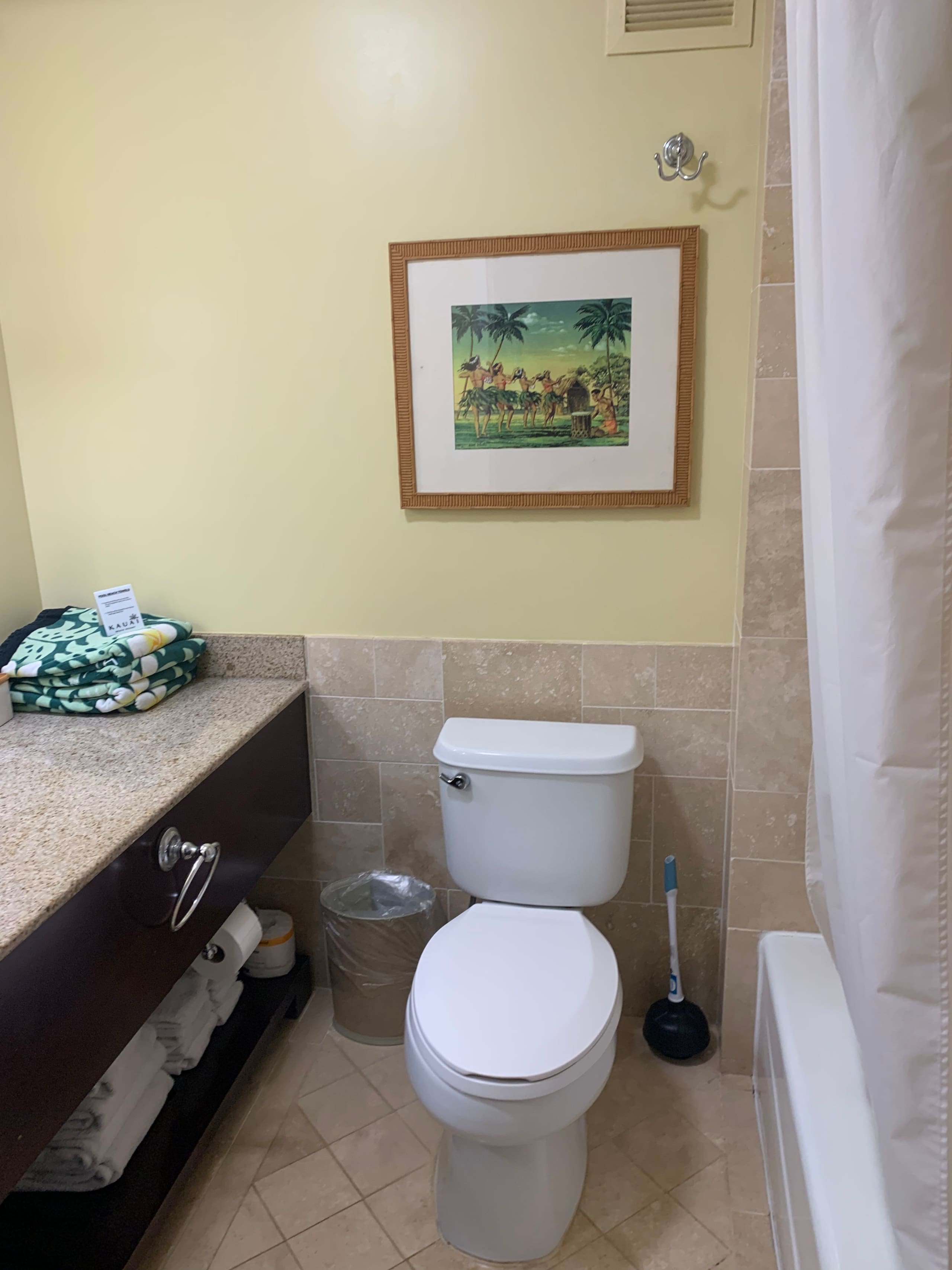 Resort in Lihue · ★4.64 · 1 bedroom · 2 beds · 1 private bath - Image 3