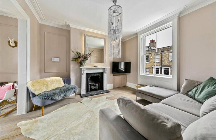 Stylish Georgian townhouse on Richmond Hill