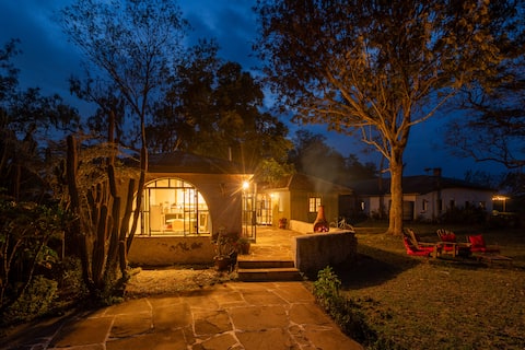 Rose Cottage | Romantic Cottage in Wildlife
