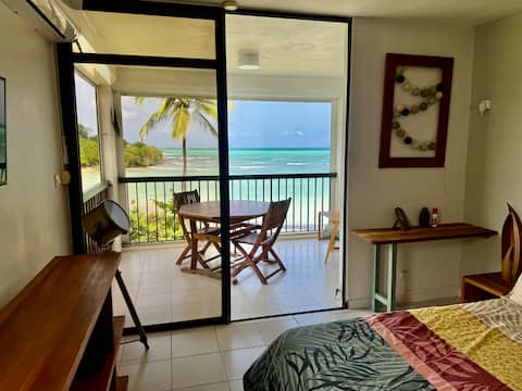 Happy House FWI - A studio on the water!