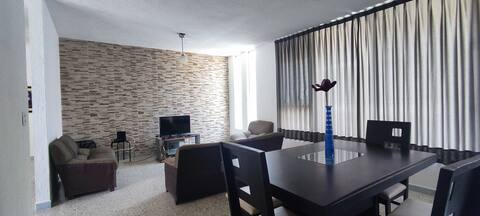 Spacious and quiet apartment in an excellent area.