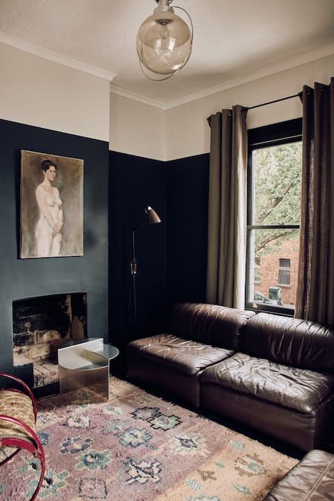 Successful Airbnb property: Napier Quarter in Fitzroy