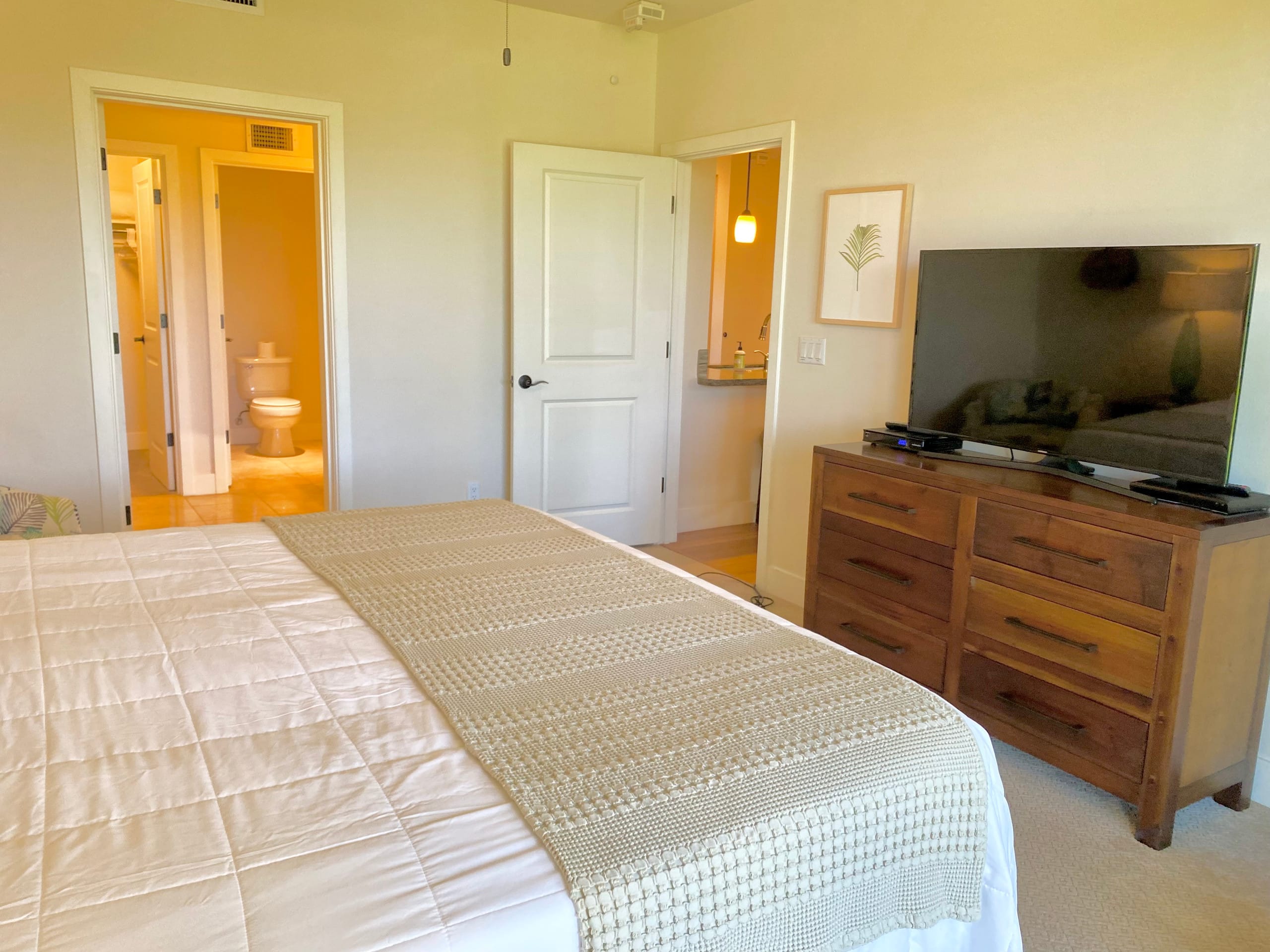 Condo in Koloa · ★4.98 · 2 bedrooms · 3 beds · 2.5 baths - Image 11