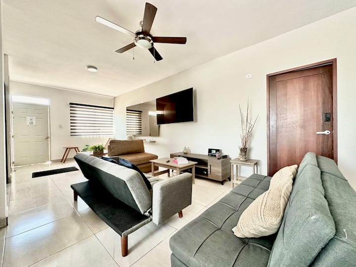 2 Habitaciones,1 Baño En Departamento Compartido - Cabo San Lucas