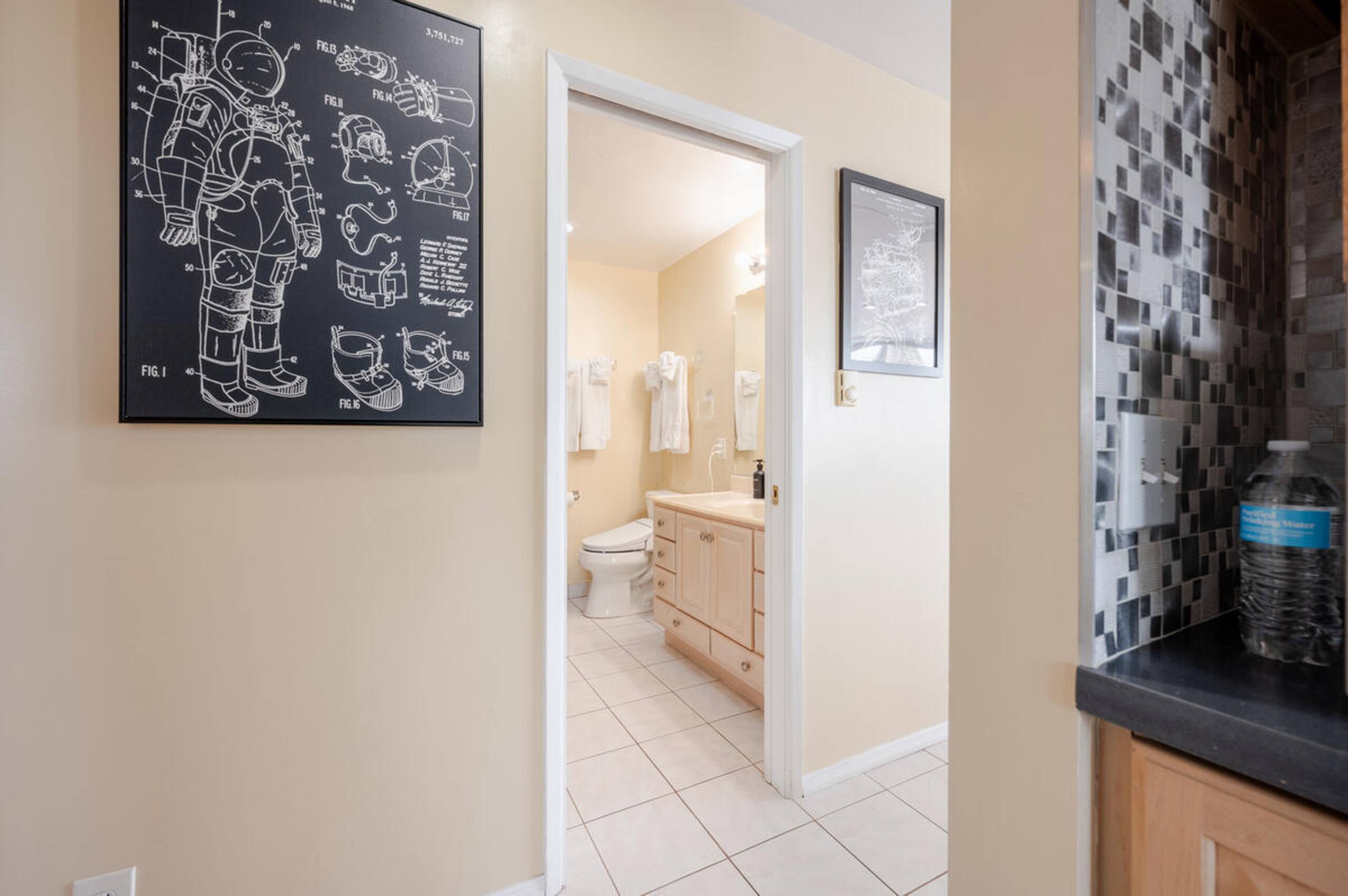 Condo in San Francisco · ★4.93 · 2 bedrooms · 2 beds · 1.5 baths - Image 85