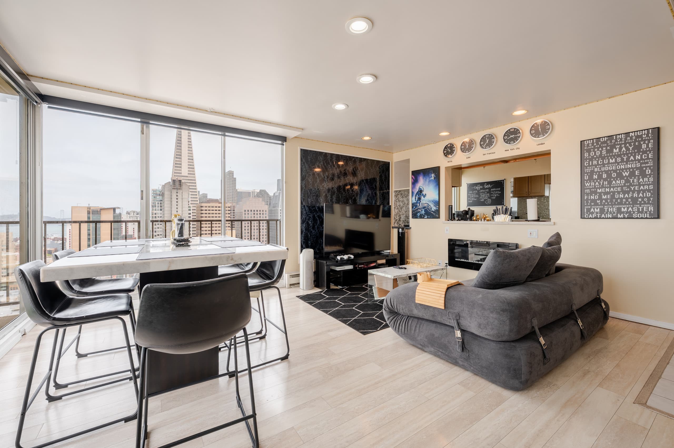 Condo in San Francisco · ★4.93 · 2 bedrooms · 2 beds · 1.5 baths - Image 70