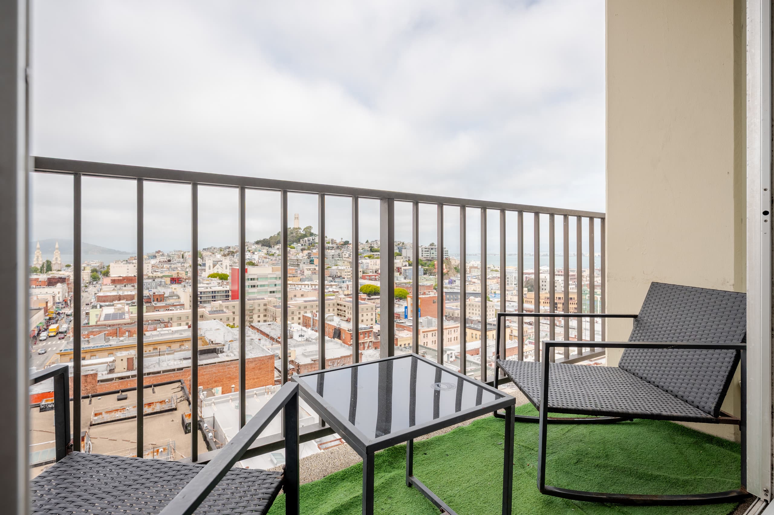 Condo in San Francisco · ★4.93 · 2 bedrooms · 2 beds · 1.5 baths - Image 68