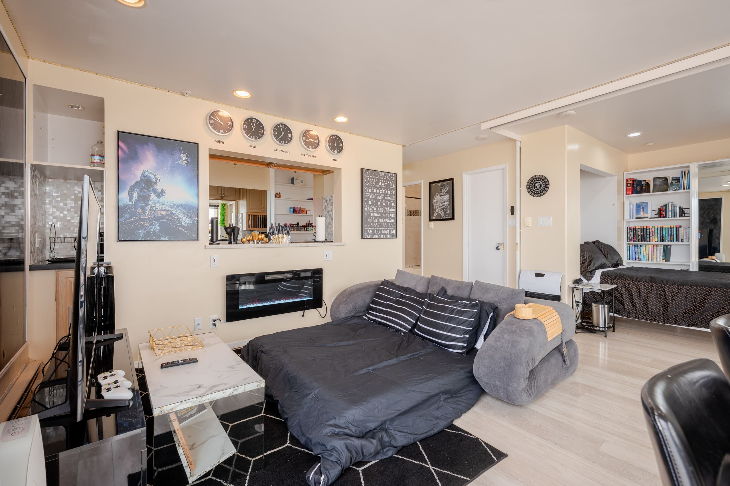 Condo in San Francisco · ★4.93 · 2 bedrooms · 2 beds · 1.5 baths - Image 74