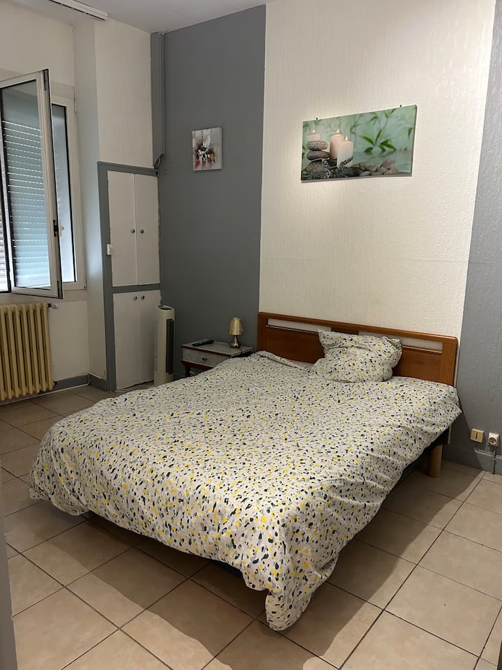 საძინებელი 1