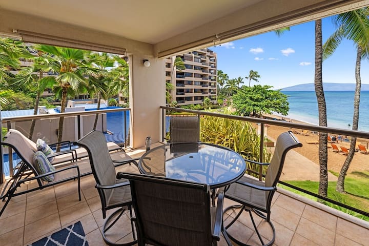 Direct Maui Beach Front! Views! Spacious! A/C! gallery image 4