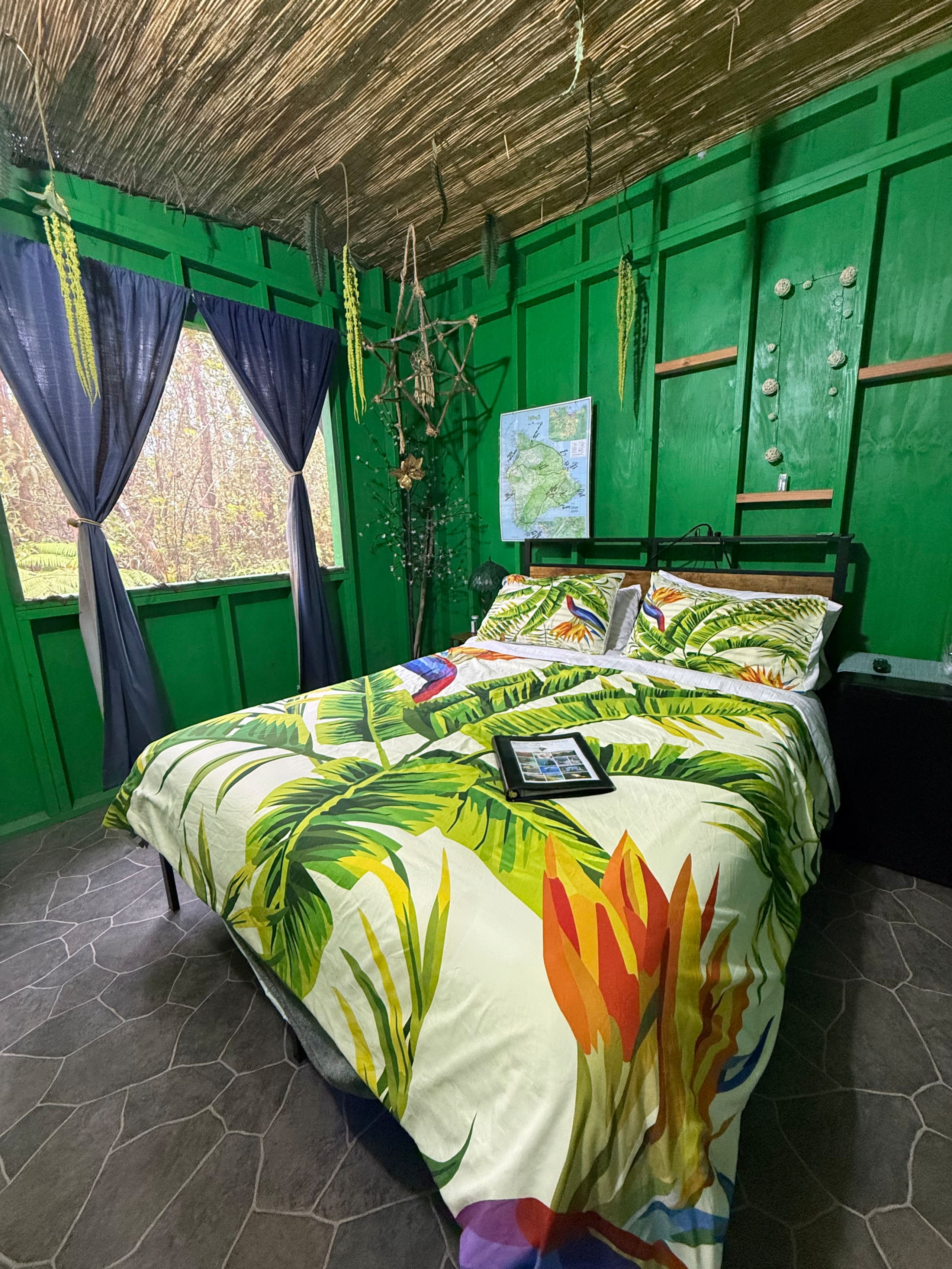 Cabin in Mountain View · ★4.88 · 1 bedroom · 1 bed · 1 private bath - Image 1
