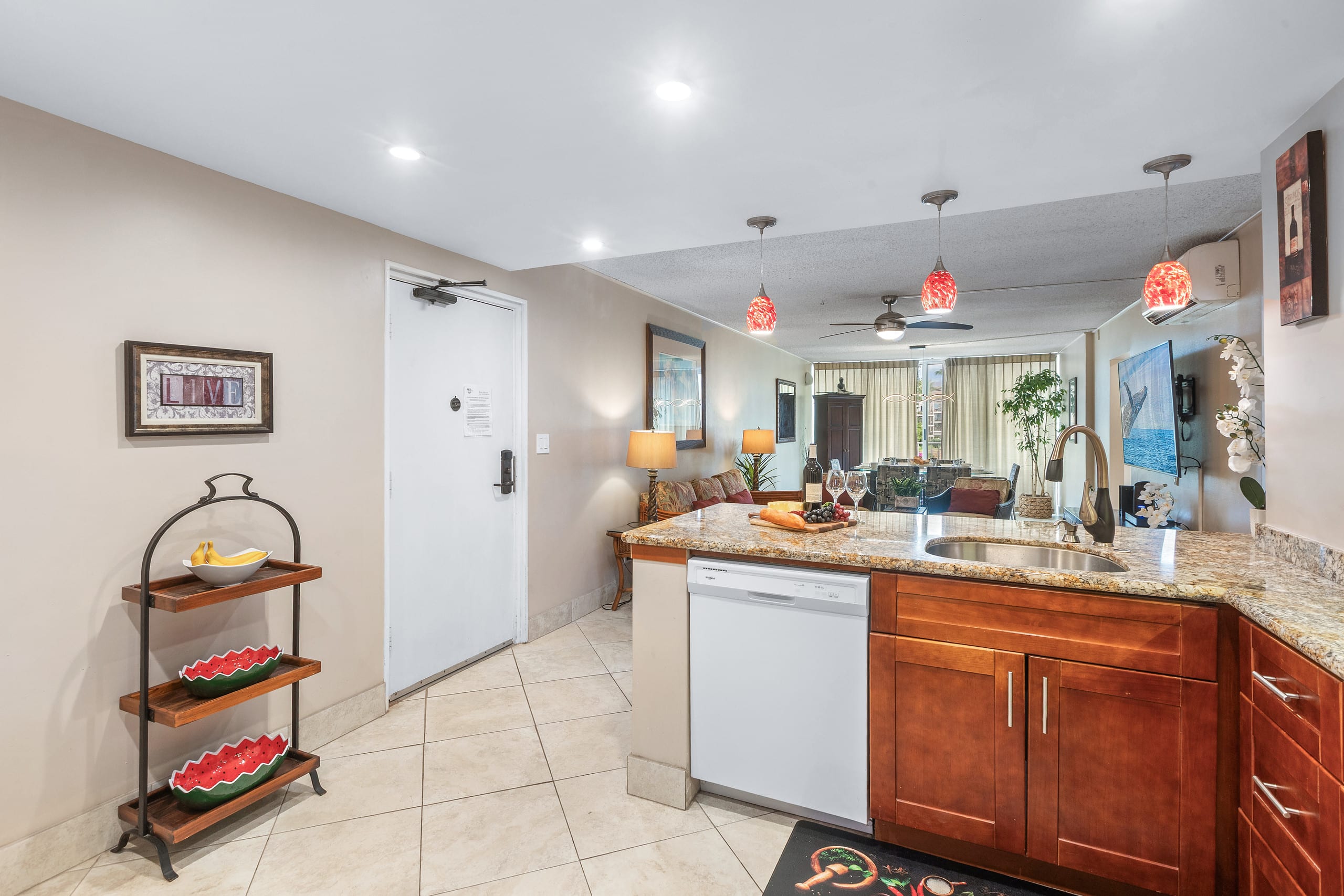 Condo in Kihei · ★4.87 · 2 bedrooms · 3 beds · 2 baths - Image 5