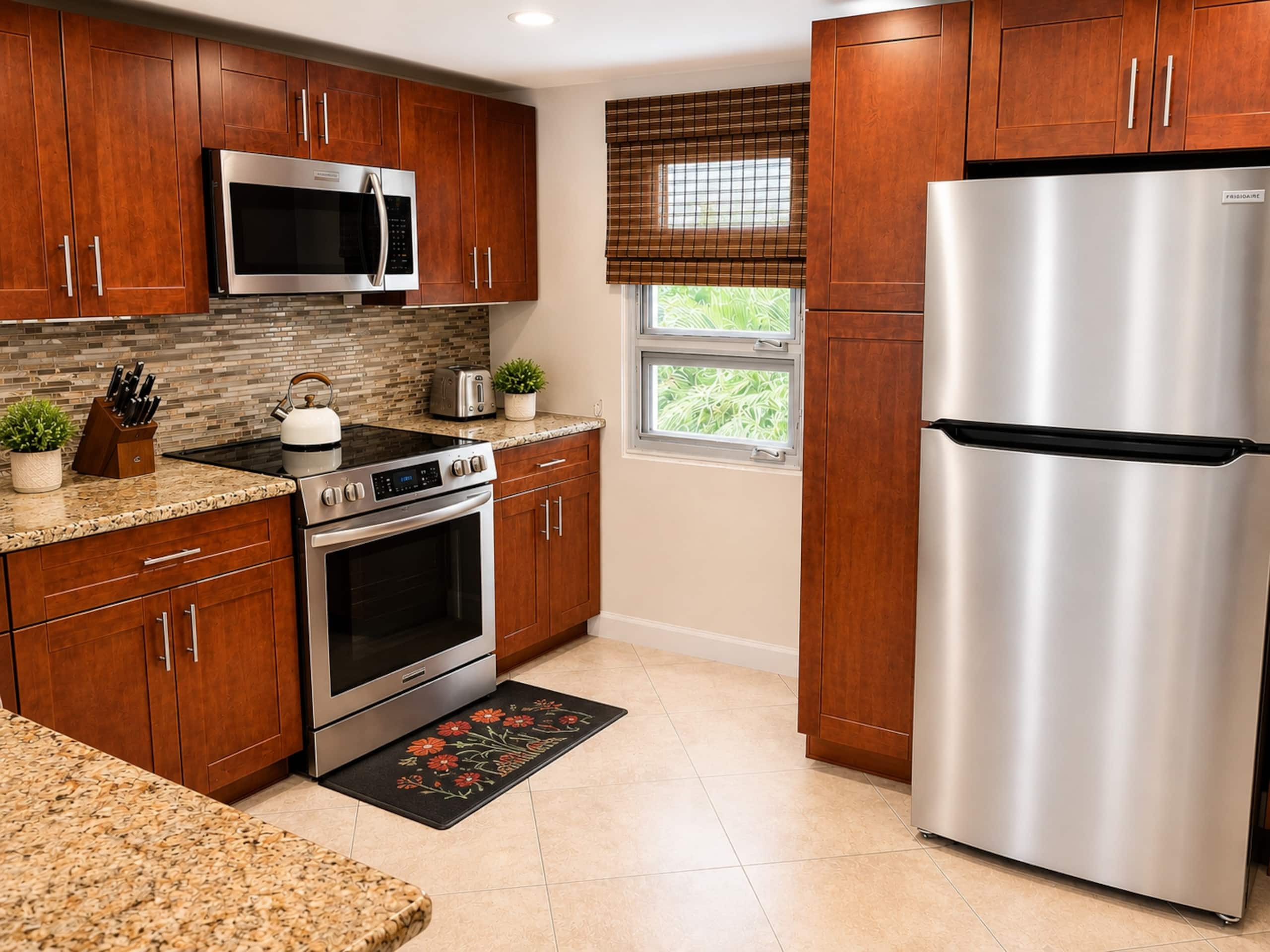 Condo in Kihei · ★4.87 · 2 bedrooms · 3 beds · 2 baths - Image 8