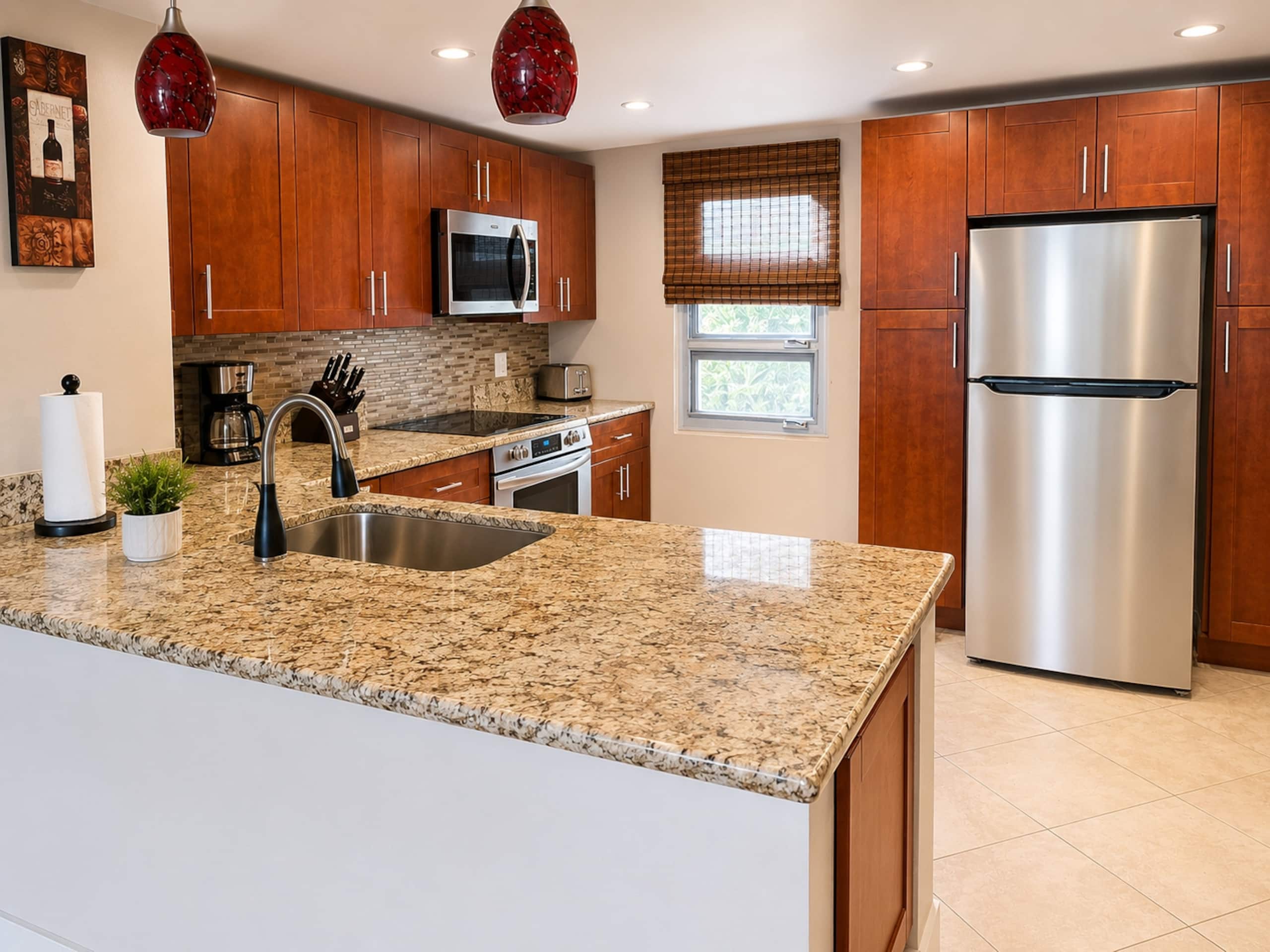 Condo in Kihei · ★4.87 · 2 bedrooms · 3 beds · 2 baths - Image 9