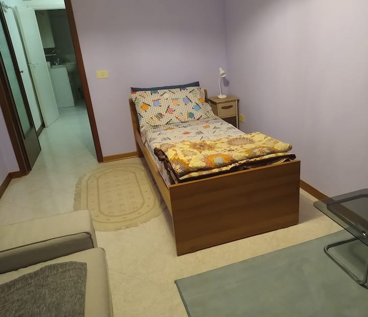 Dhomë gjumi 2